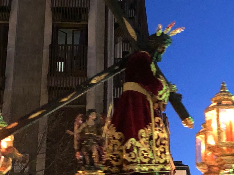 63857D3F-41C6-40E4-8352-2E1D510A2FB8