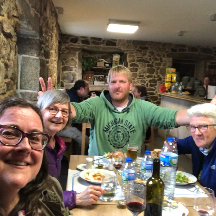 D74F2B8E-EF24-404F-BF45-D27471409FEC