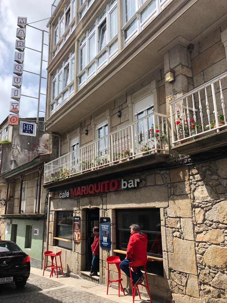 D9B94BFB-99E3-490D-8CAC-263E6419F190