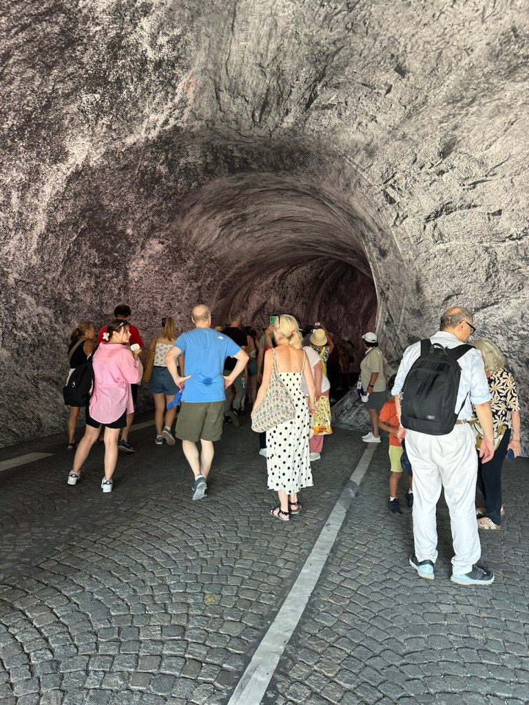 Image gallery image
